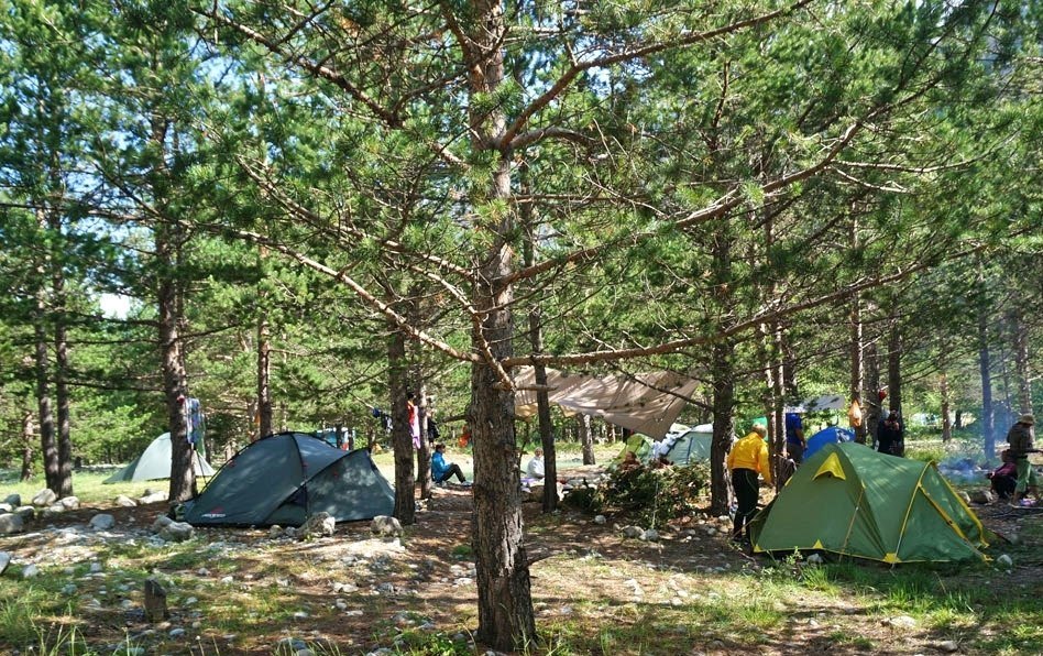 Туалеты в палаточных лагерях расстояние