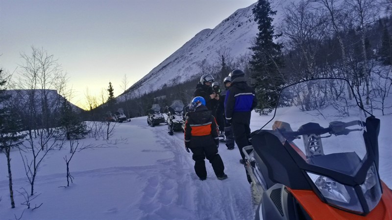 Кольский полуостров снегоходы