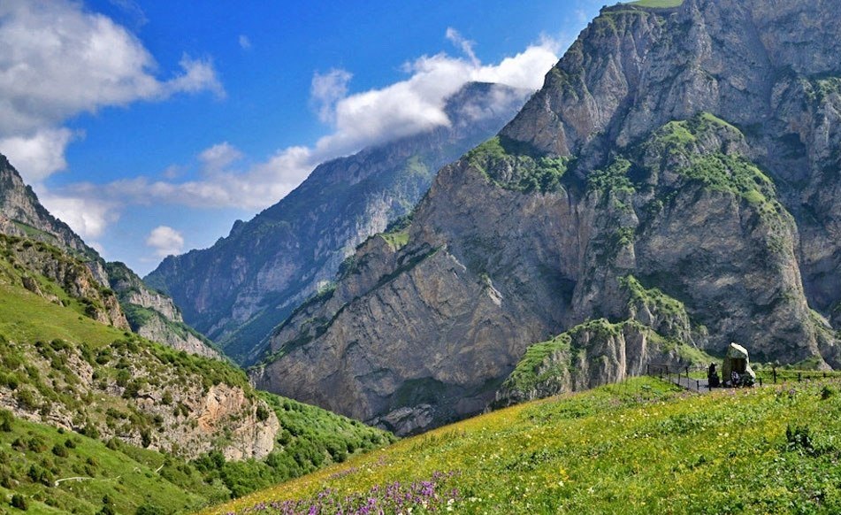 Цейское ущелье ледник