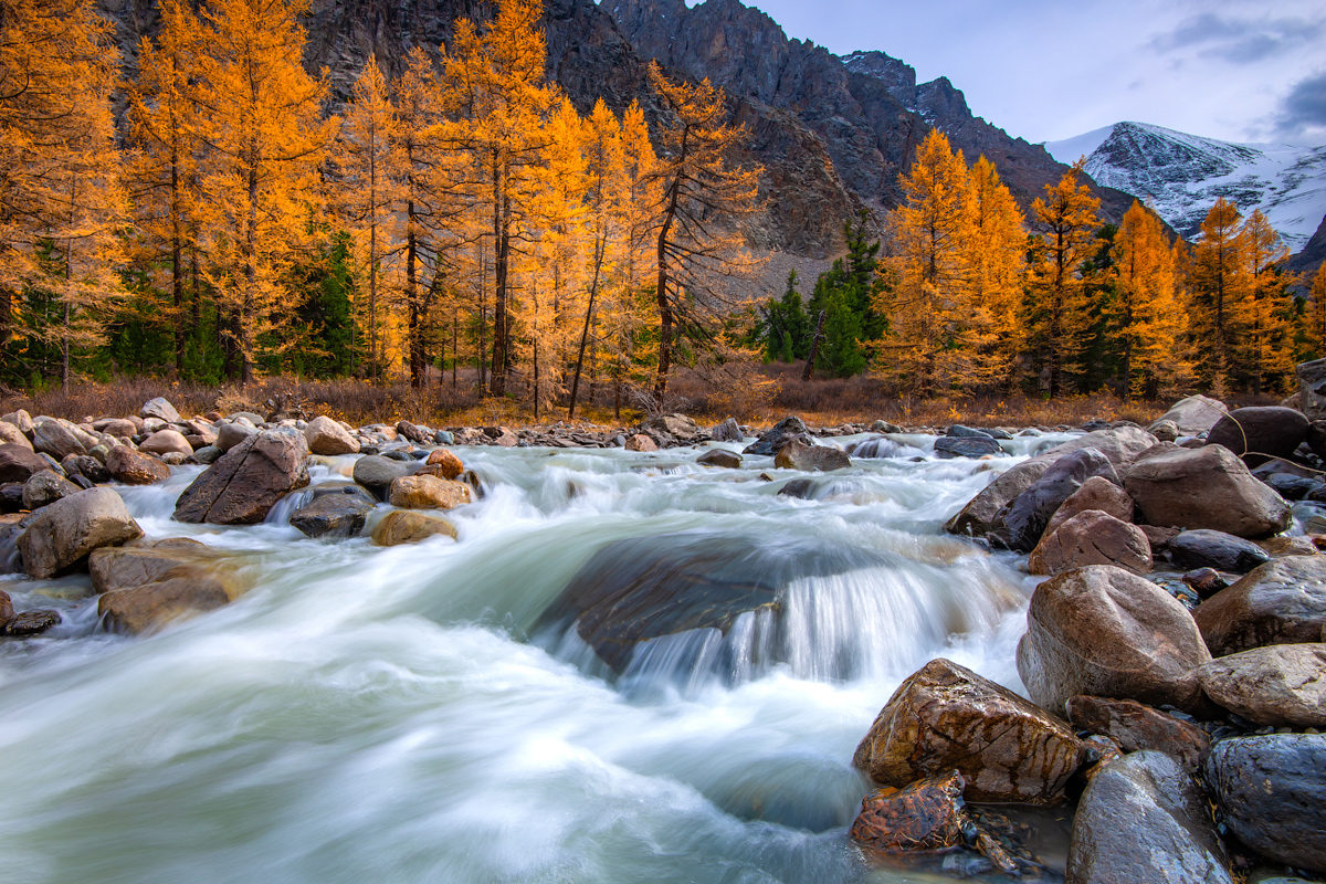 Водопад Актру